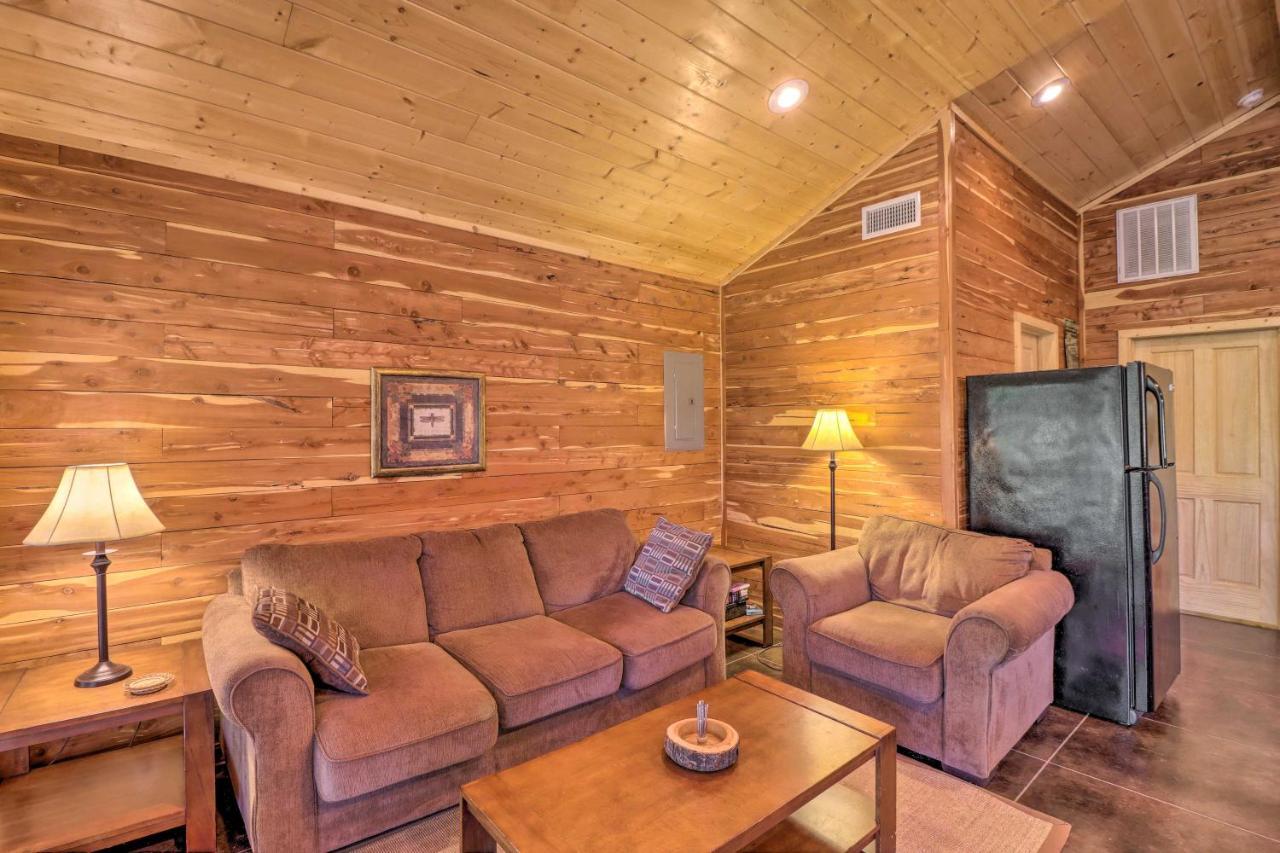 Heber Springs Cabin With Deck And River Views! Екстер'єр фото